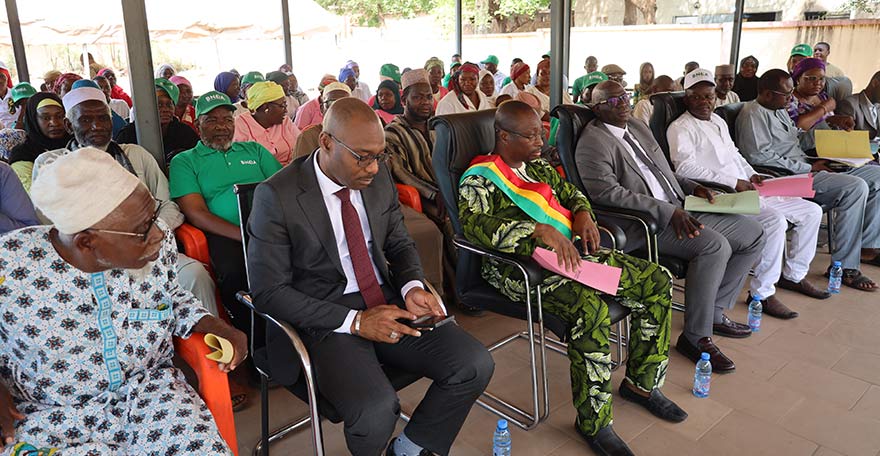 La BNDA soutient le CSCOM de Sibiribougou avec un financement de 15 millions de FCFA pour une installation solaire.