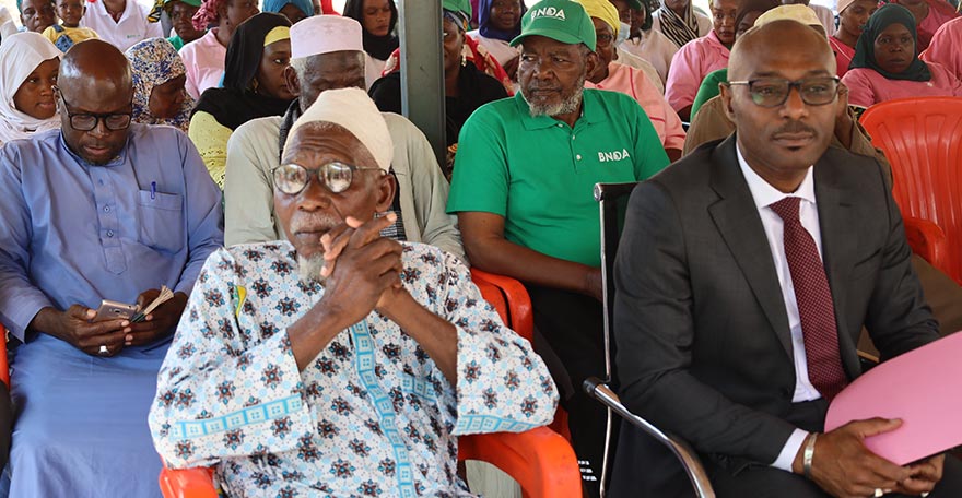 La BNDA soutient le CSCOM de Sibiribougou avec un financement de 15 millions de FCFA pour une installation solaire.